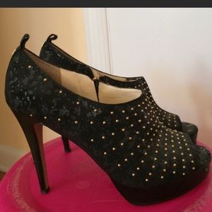 Rachel Roy peep toe heels